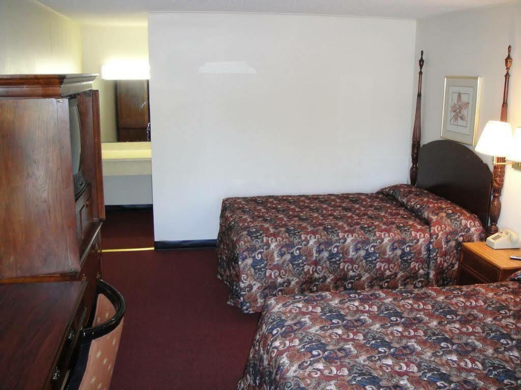 Hotel Petersburg Va I-95 & E Washington St Extérieur photo